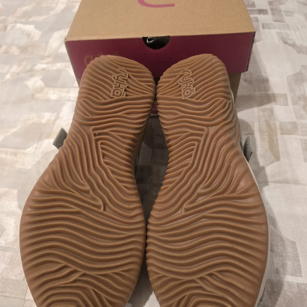 NWT Ryka Adjustable Fisherman Sandals NOT AVAILABLE! IT WAS SOLD & MAILED OFF - Picture 3 of 6